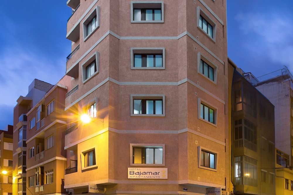 Byggnad
