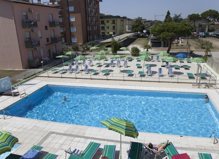 Pool Foto