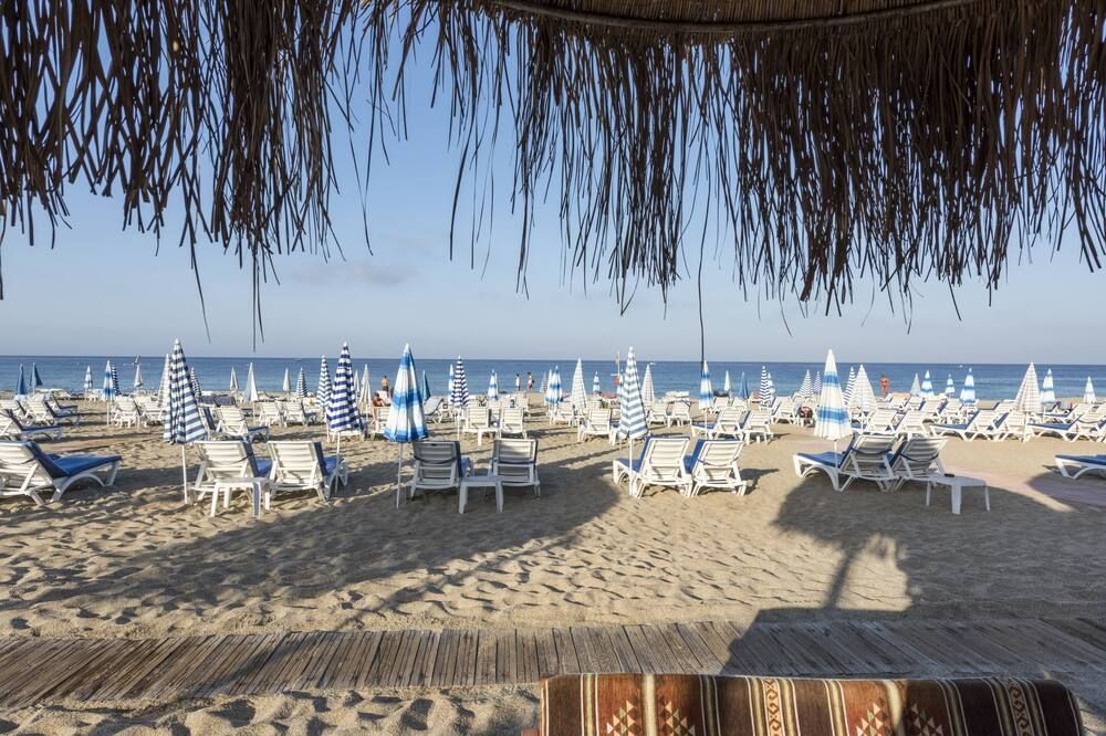 Strand