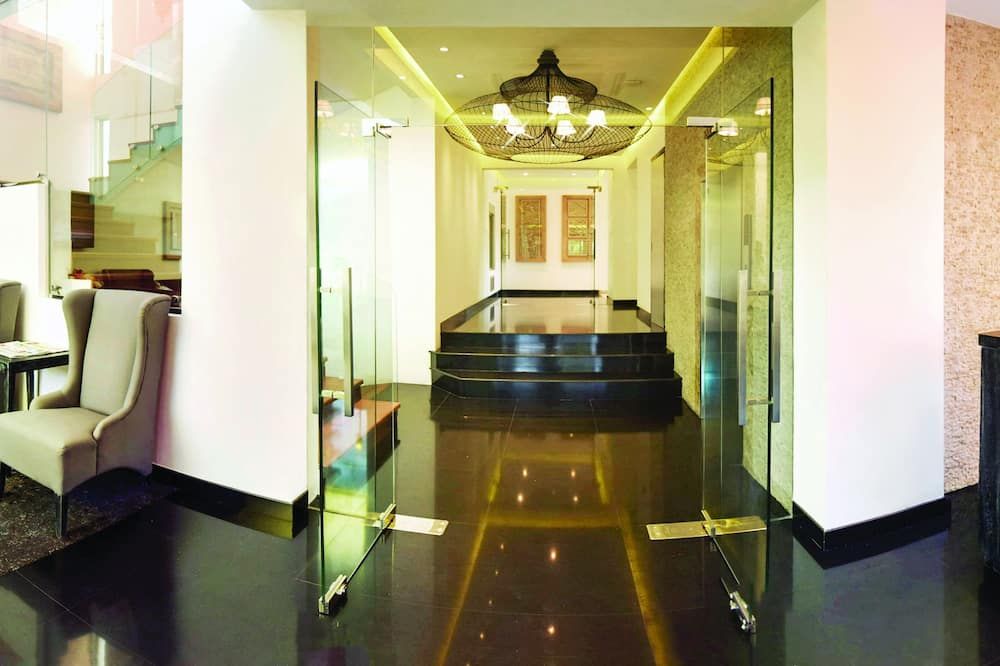 Hall