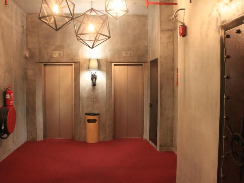 Hall