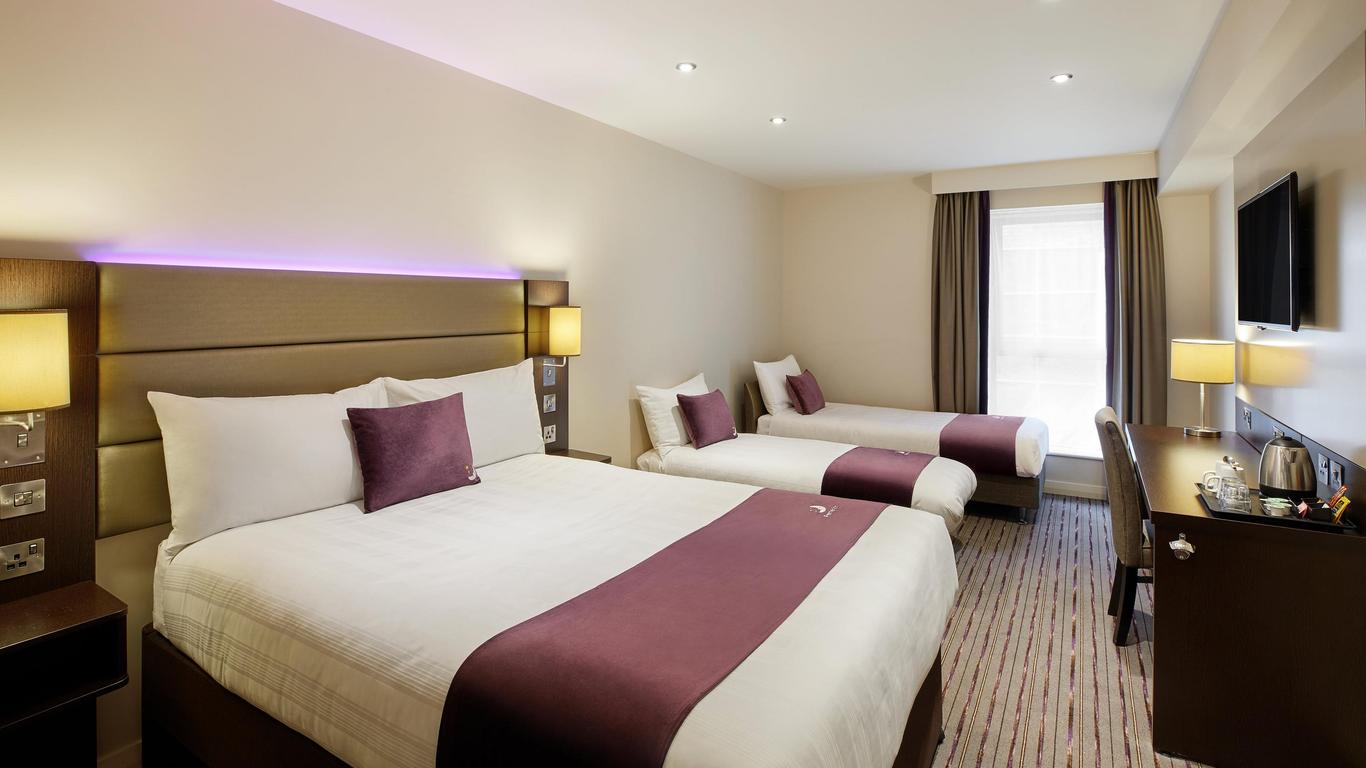 Premier Inn Poole Centre - Holes Bay