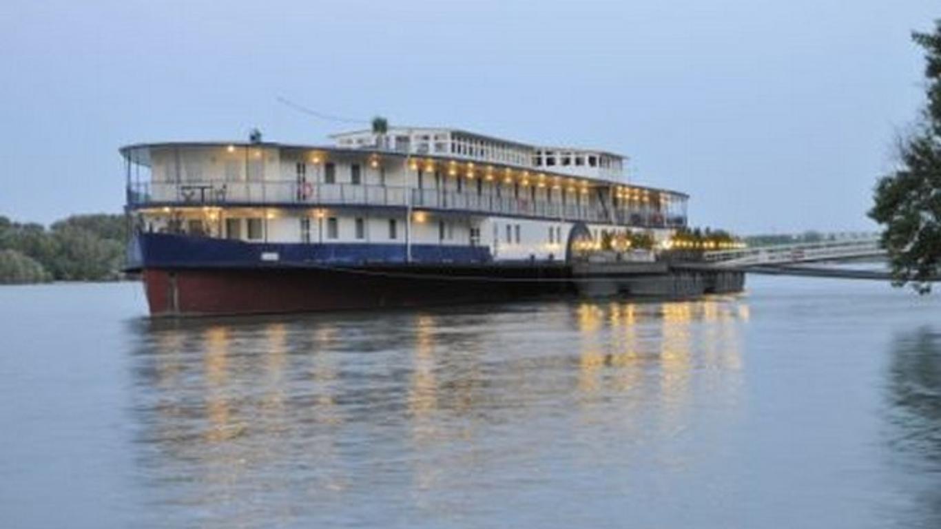 Aquamarina Hotel