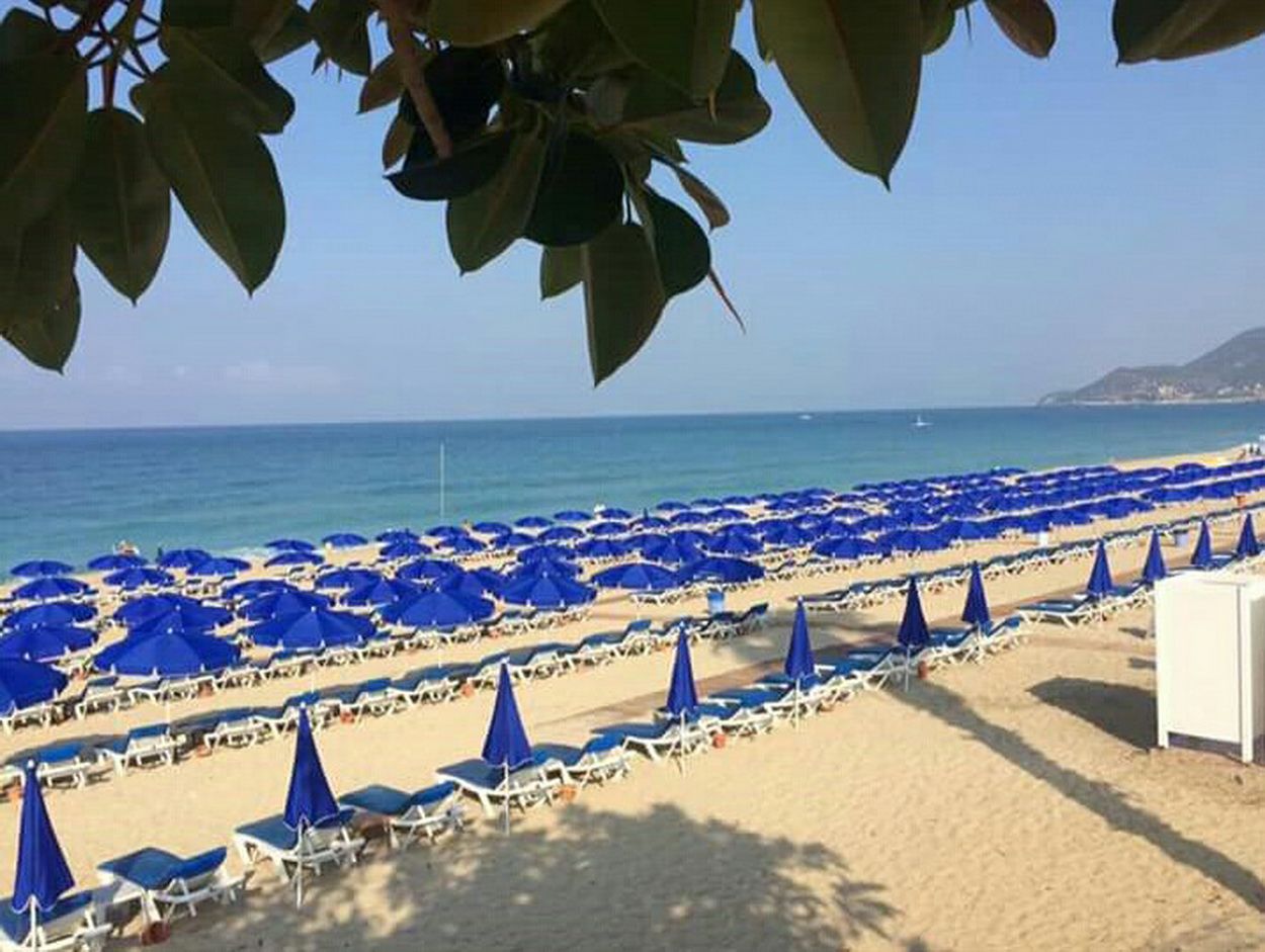 Strand