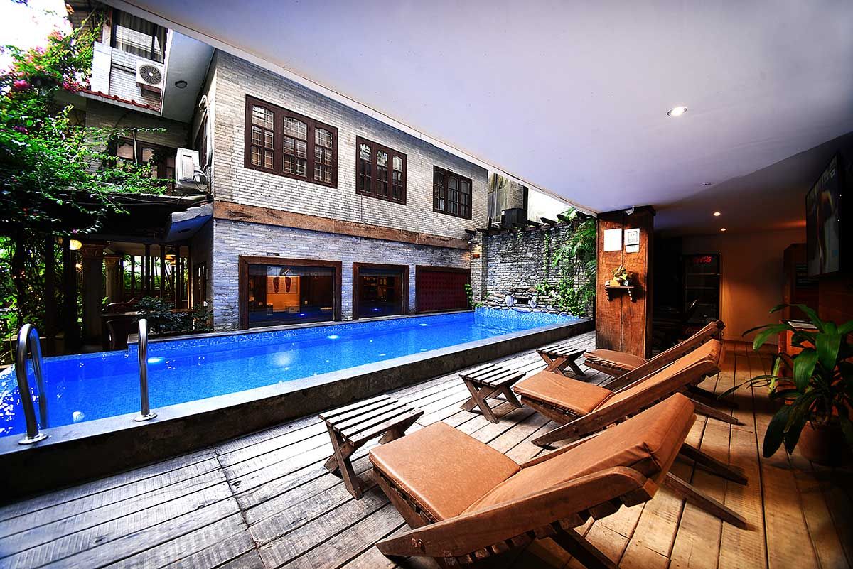 Pool