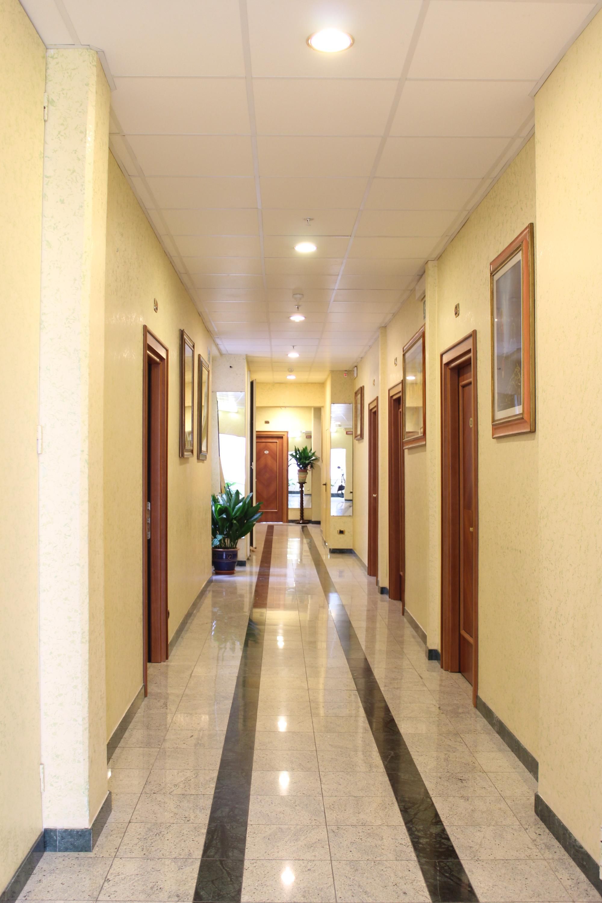 Hall Foto