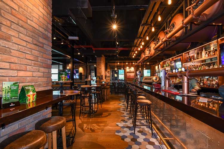 Bar