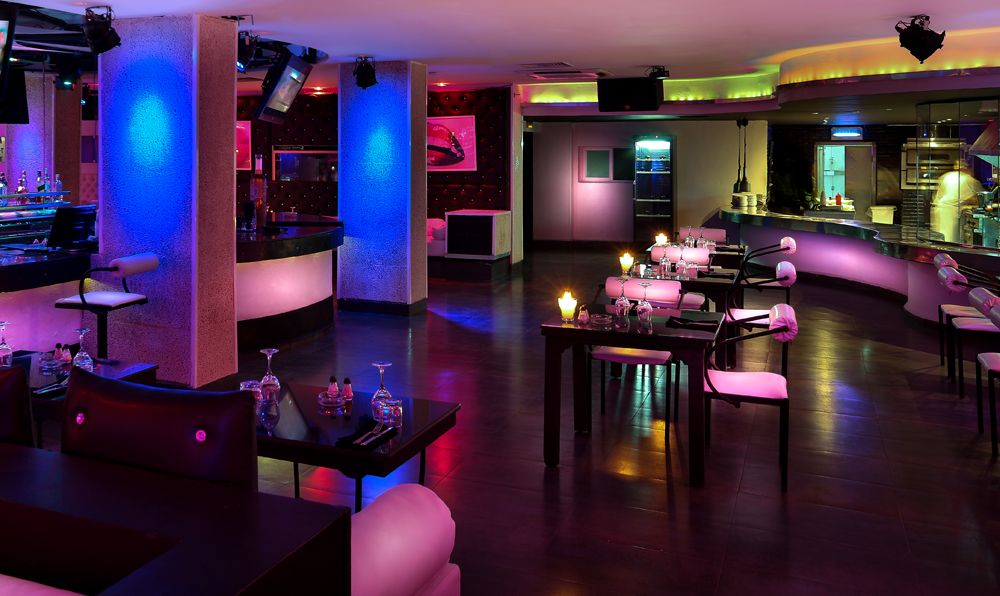 Bar